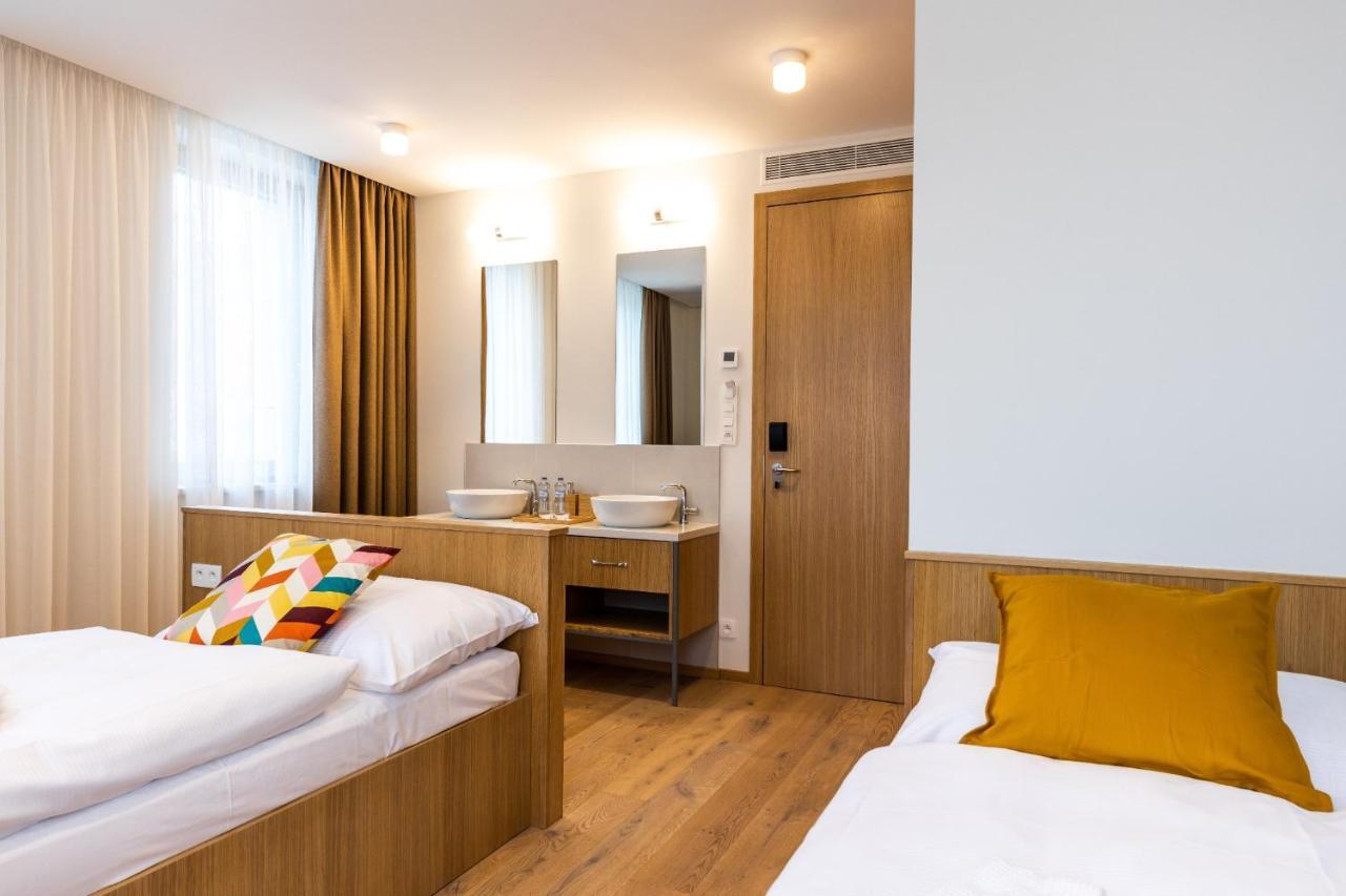 Raj Zdravia Hotel Братислава Екстериор снимка