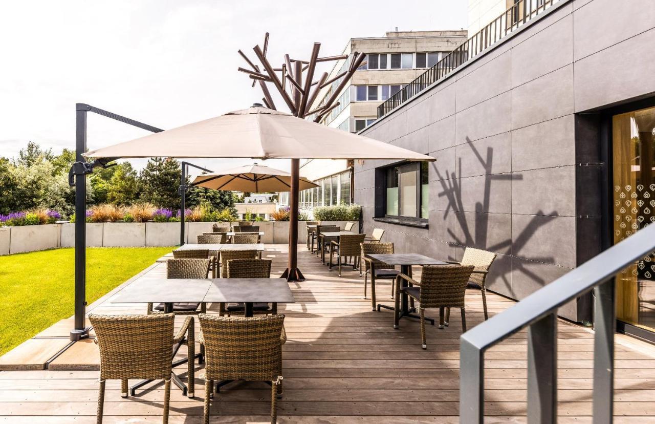 Raj Zdravia Hotel Братислава Екстериор снимка