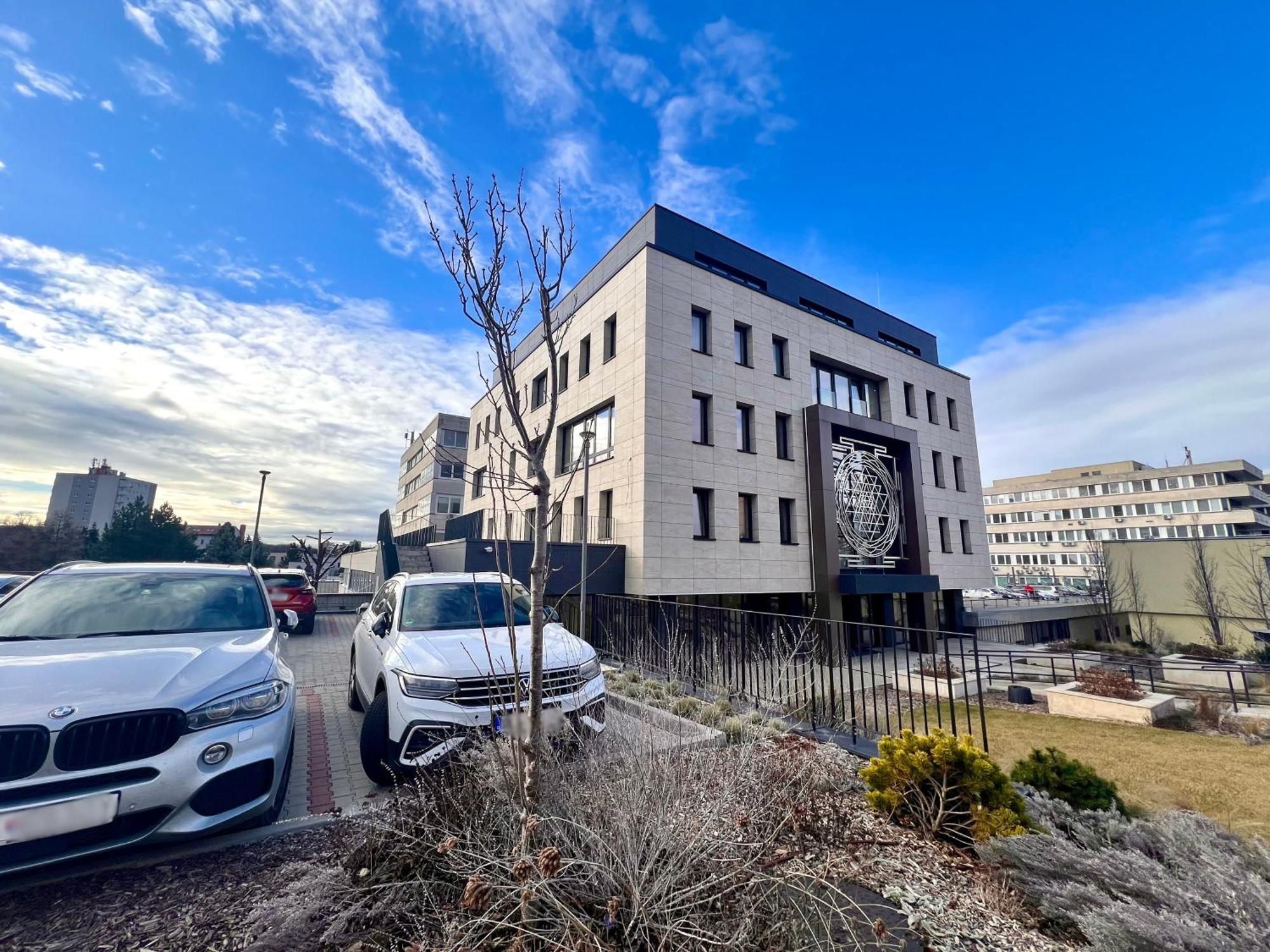 Raj Zdravia Hotel Братислава Екстериор снимка